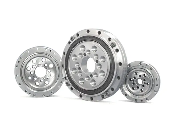 Heavy-duty rotary table bearings